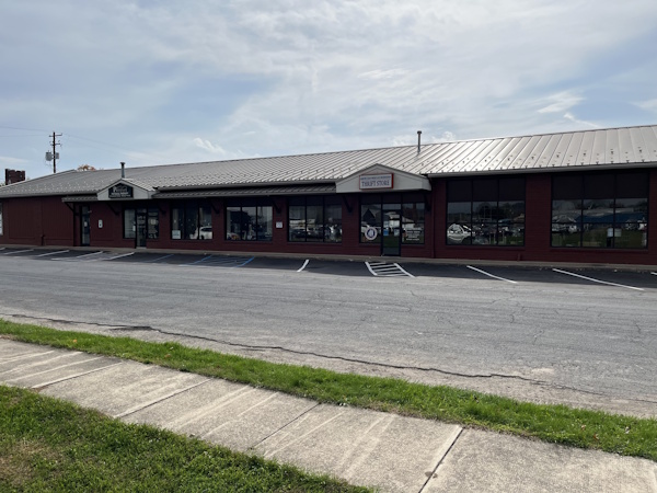 street view of the 123 w academy property