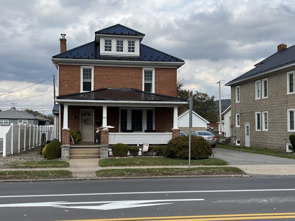 street view of the residential property at 809 broad